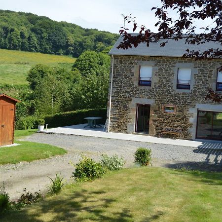Cosy Chalet With Private Garden In Normandy Isigny-le-Buat Экстерьер фото