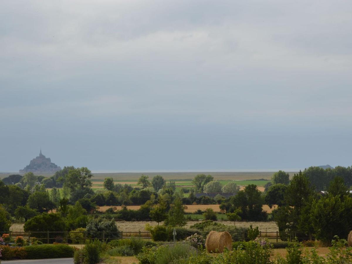 Cosy Chalet With Private Garden In Normandy Isigny-le-Buat Экстерьер фото